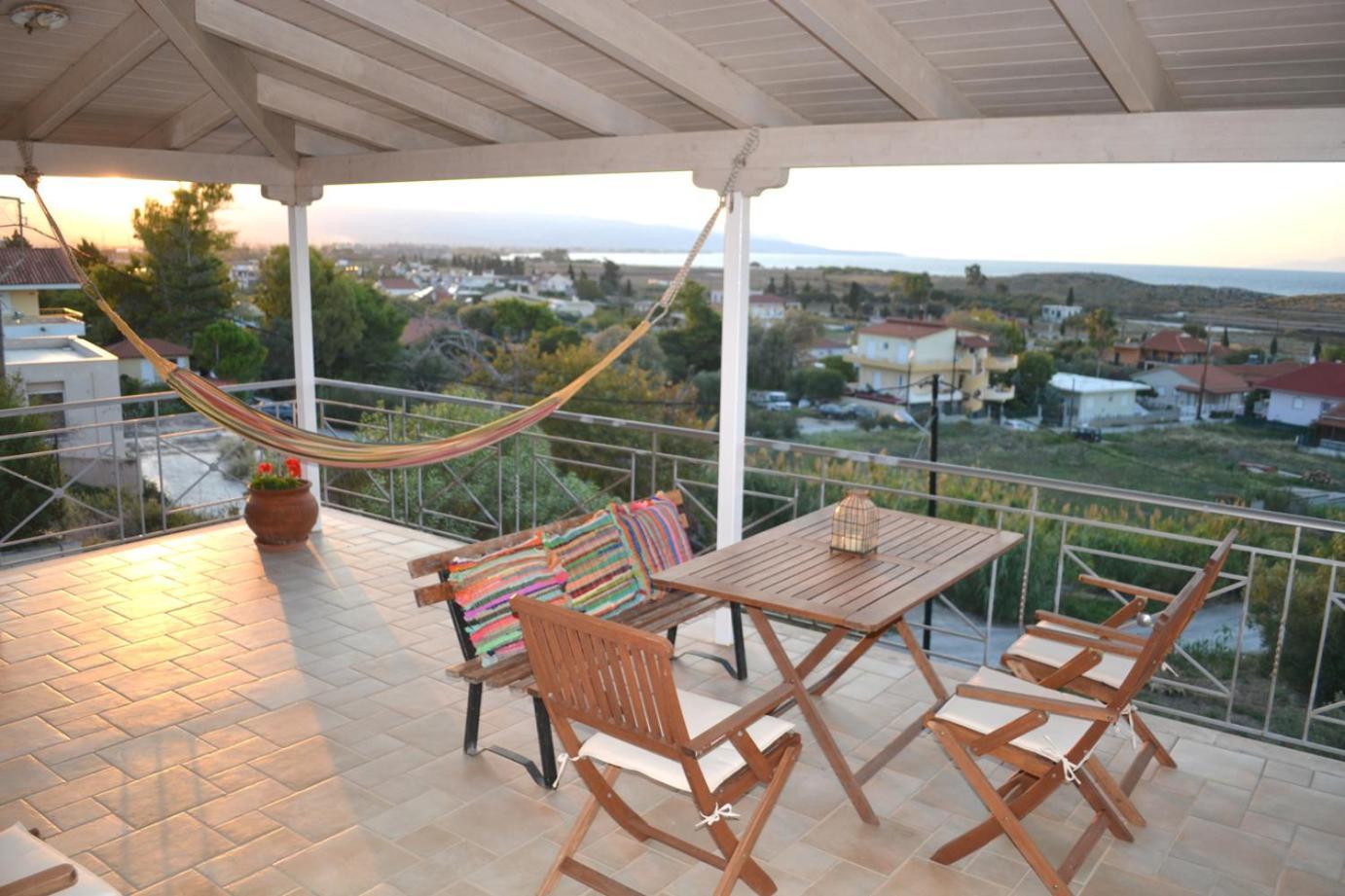 Corinthian Sun - Vacation Home エクステリア 写真