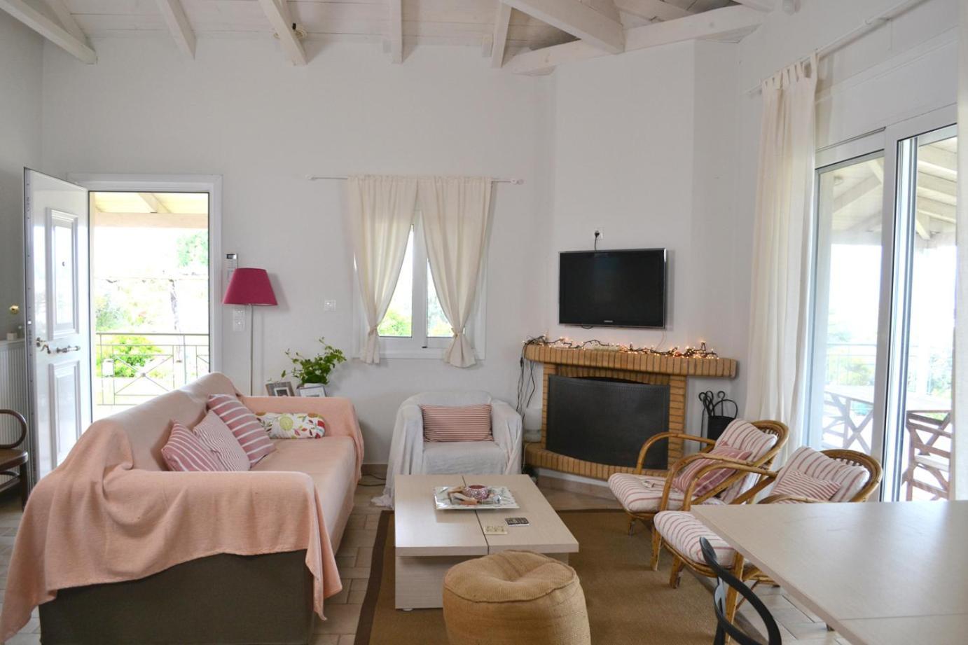 Corinthian Sun - Vacation Home エクステリア 写真